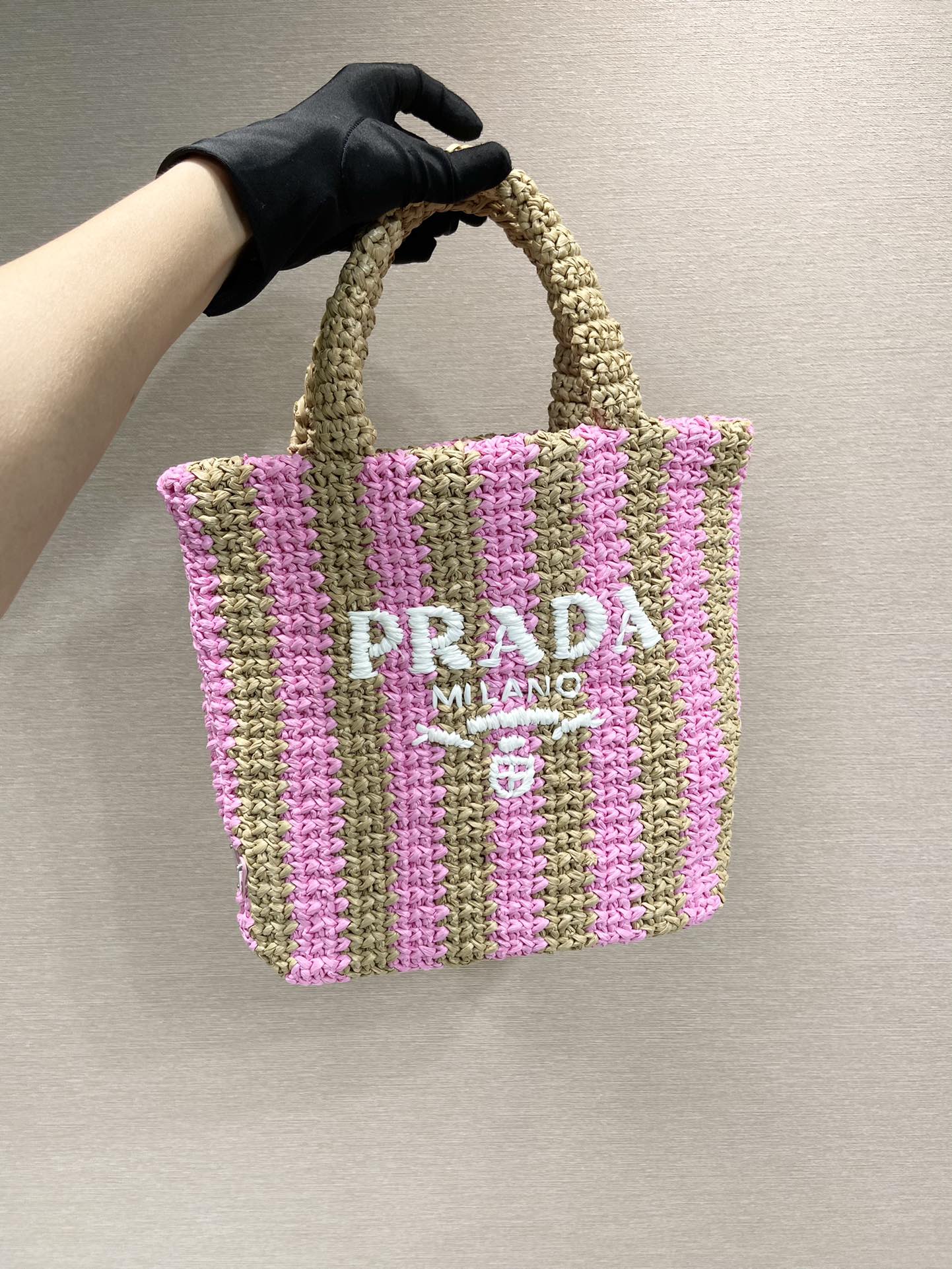 Prada_1BG422_Tote-24_24_